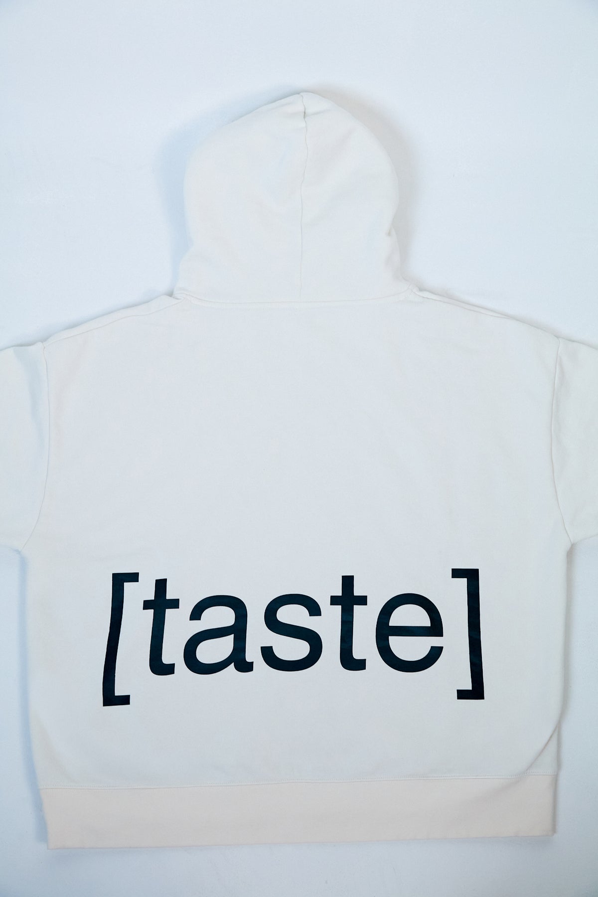 [taste] Oversized Hoodie - Off-White